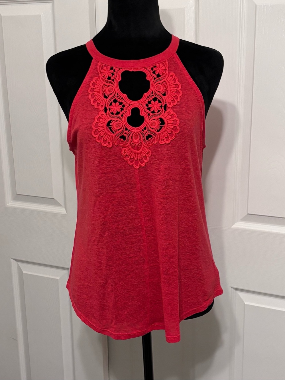 Jessica Simpson Women’s Embroidered Dark Pink Tank Top Sleeveless Blouse Small